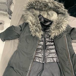 Selling one guess s size fluffy coat wore only once for cad 90dollars.
